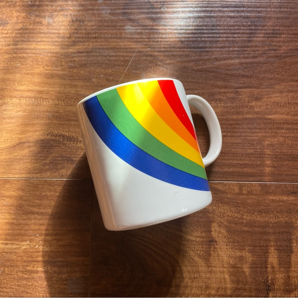 🌈 Vintage 80’s Rainbow Mug 🌈 - Picture 7 of 8